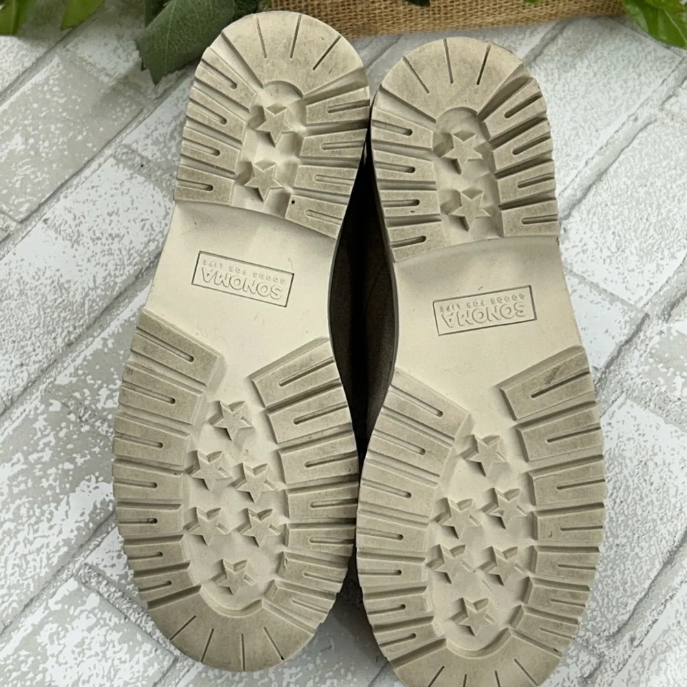 Kohl's Beige and Cream Winter Boots